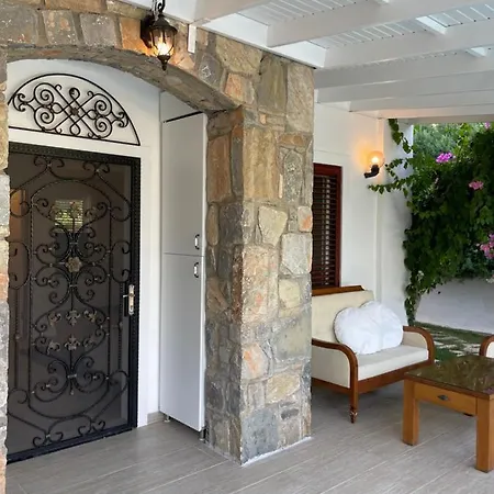 Villa Hera 1 By Villa Safiya Villa *